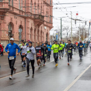 XI. SZEGEDI JÓTÉKONYSÁGI FÉLMARATON